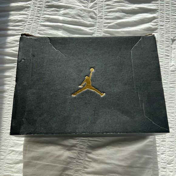 Glow edge, Jordan one mids - Picture 6 of 8